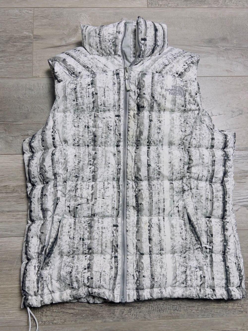 THE NORTH FACE PUFFER VEST JACKET 700 GOOSE DOWN FILL WOMEN’S MEDIUM WHITE/B